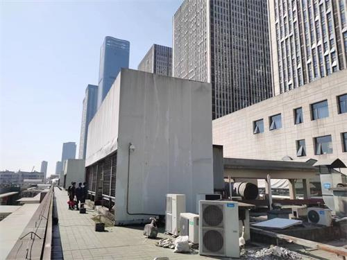 逆流閉式冷卻塔結(jié)構(gòu)運(yùn)行情況詳細(xì)介紹(方形逆流閉式